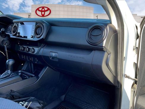 Used 2021 Toyota Tacoma SR image 15