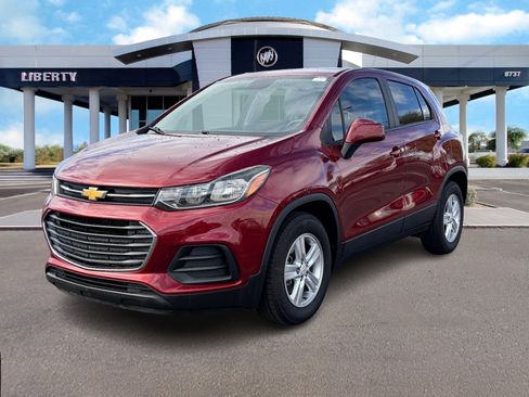 Used 2021 Chevrolet Trax LS w/ Tint and Cruise Package image 7
