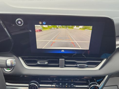 New 2026 Chevrolet Equinox LT FWD image 13