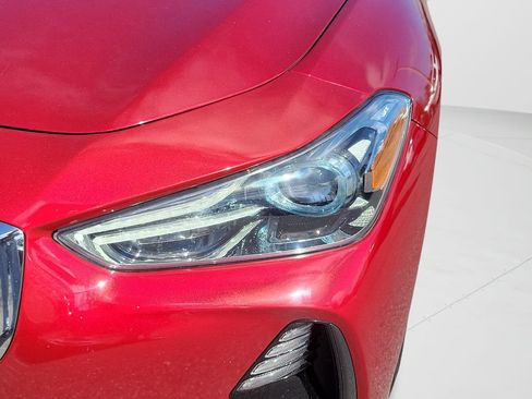 Used 2021 Genesis G70 2.0T image 9