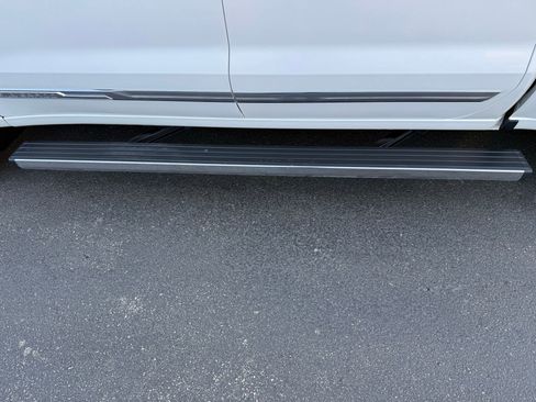 Used 2024 Chevrolet Silverado 1500 High Country w/ Technology Package image 30