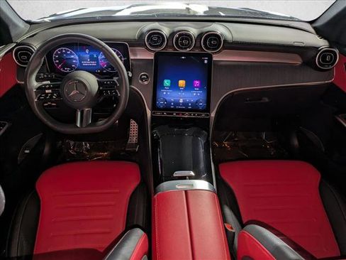 Certified 2025 Mercedes-Benz GLC 300 image 17