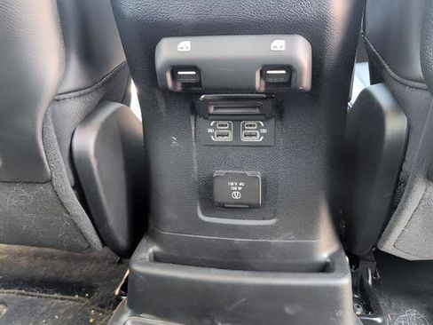 Used 2024 Jeep Wrangler Unlimited Rubicon image 18