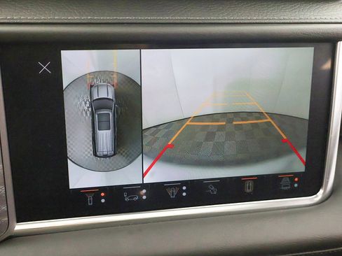 Used 2024 GMC Yukon Denali w/ Advanced Technology Package image 66