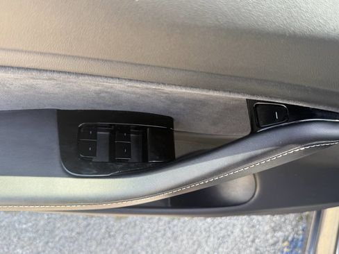 Used 2018 Tesla Model 3 Long Range AWD/4WD image 11
