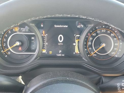 Used 2026 Jeep Wrangler Unlimited Sport AWD/4WD image 16