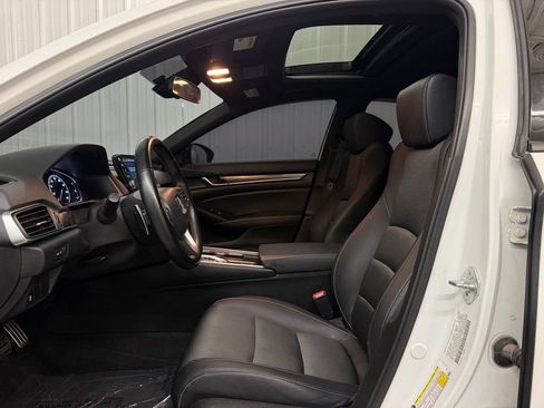 Used 2021 Honda Accord Sport image 10