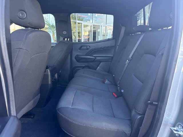 Used 2025 Chevrolet Colorado W/T RWD image 26