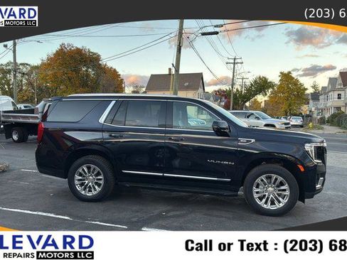 Used 2021 GMC Yukon SLT w/ SLT Premium Package image 8