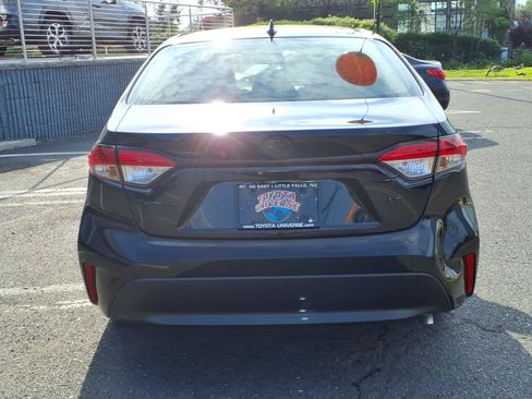Certified 2024 Toyota Corolla LE FWD image 5