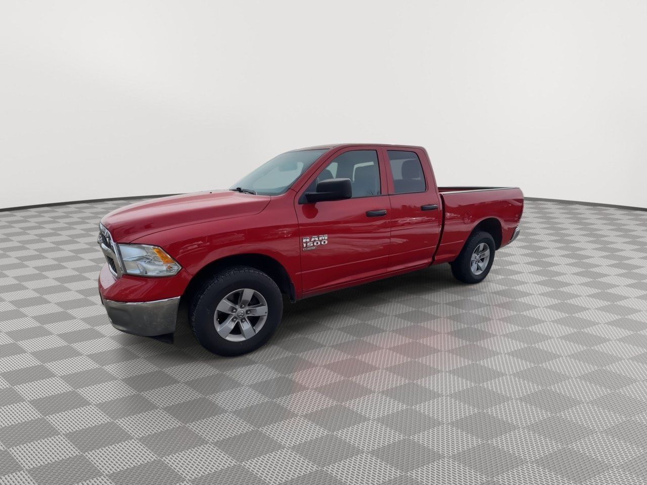 Used 2024 RAM 1500 Classic SLT AWD/4WD image 4