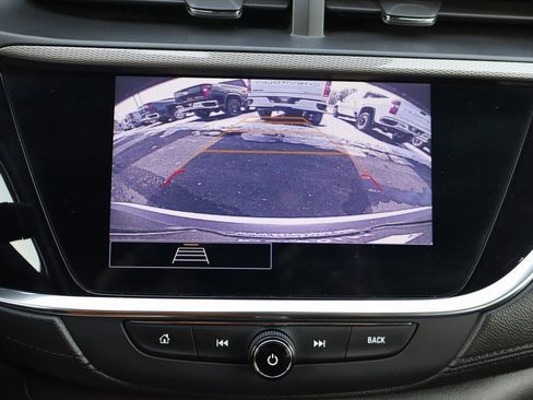 Used 2021 Buick Encore GX Select image 11