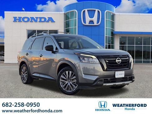 Used 2023 Nissan Pathfinder SL w/ SL Premium Package image 1