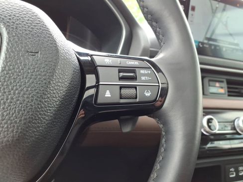 Used 2023 Honda Pilot Elite image 26