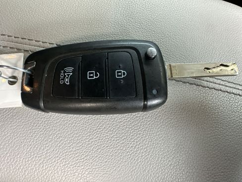 Used 2023 Hyundai Tucson SE FWD image 28