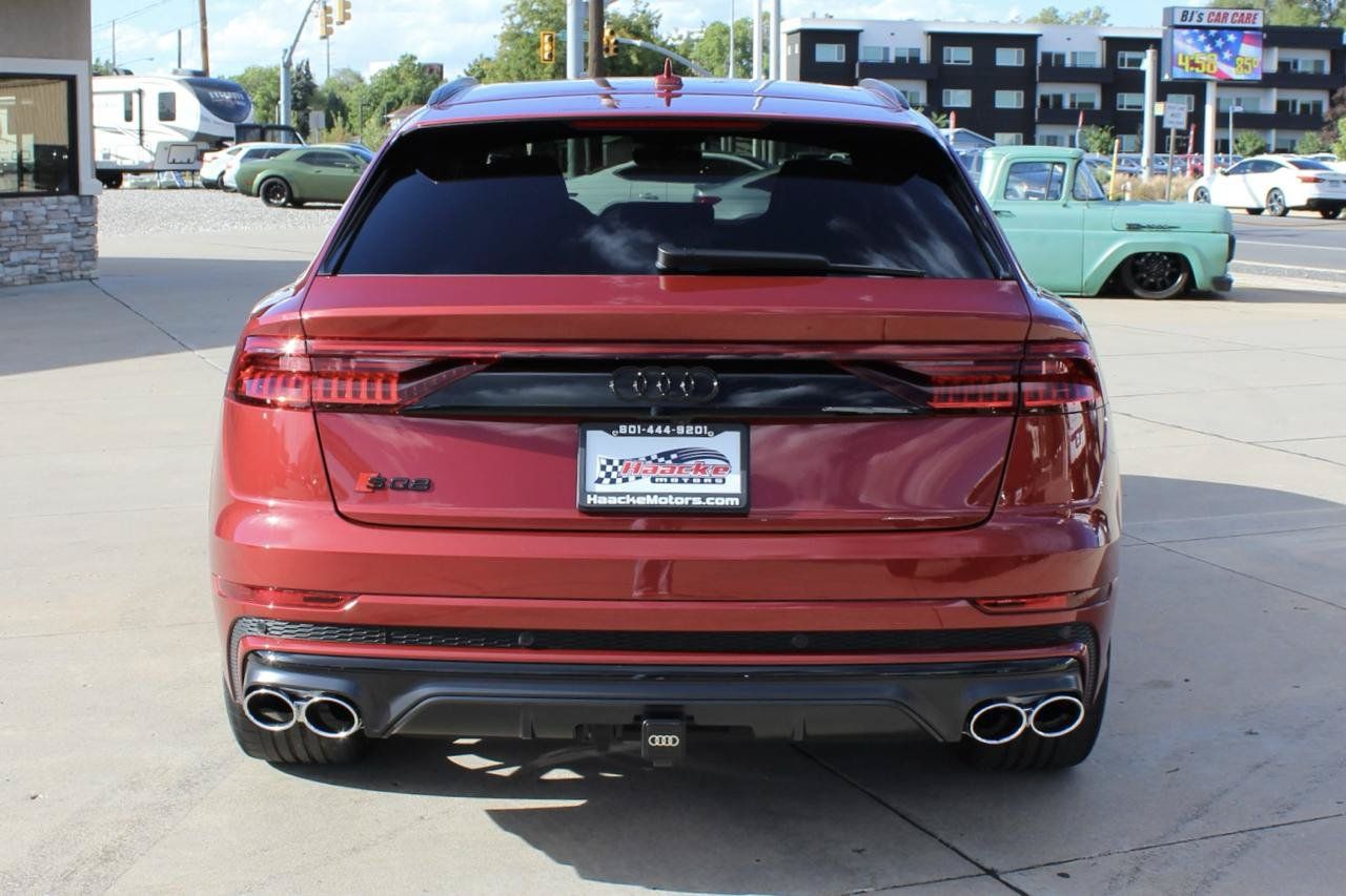 Used 2023 Audi SQ8 Prestige AWD/4WD image 9