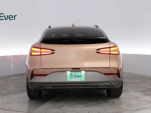Used 2023 Genesis GV60 Advanced w/ Cargo Package AWD/4WD image 13