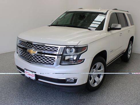 Used 2015 Chevrolet Tahoe LTZ RWD image 2