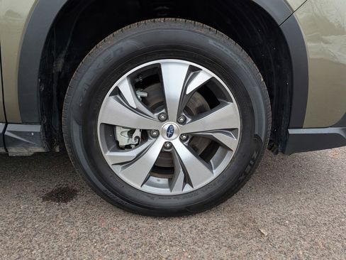 Certified 2025 Subaru Ascent Premium image 15