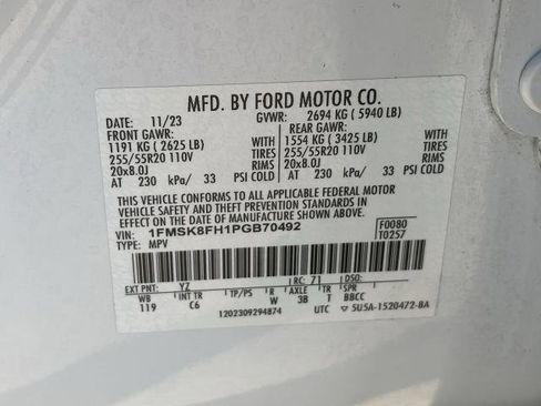 Certified 2023 Ford Explorer Limited AWD/4WD image 33