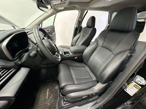 Certified 2025 Subaru Outback Limited image 18