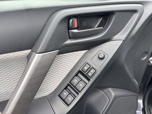 Used 2018 Subaru Forester 2.5i image 19