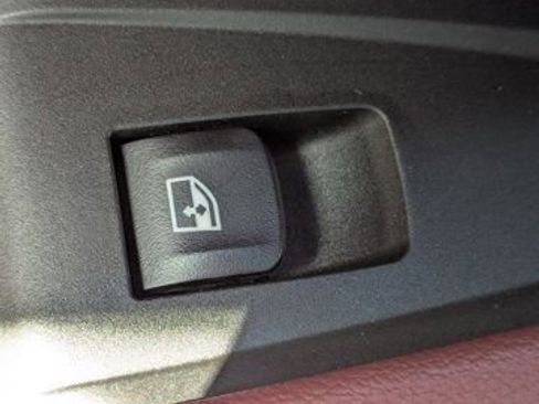 Used 2023 BMW 330i Sedan w/ Driving Assistance Package image 13