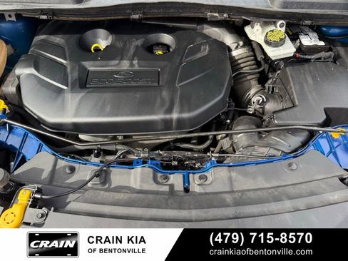 Used 2017 Ford Escape Titanium image 32
