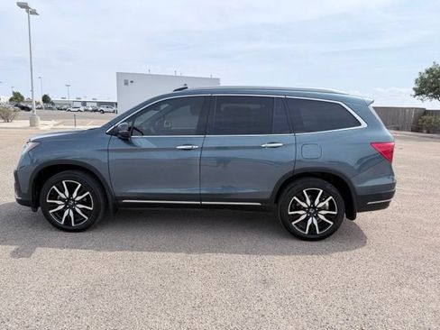 Used 2019 Honda Pilot Touring image 9