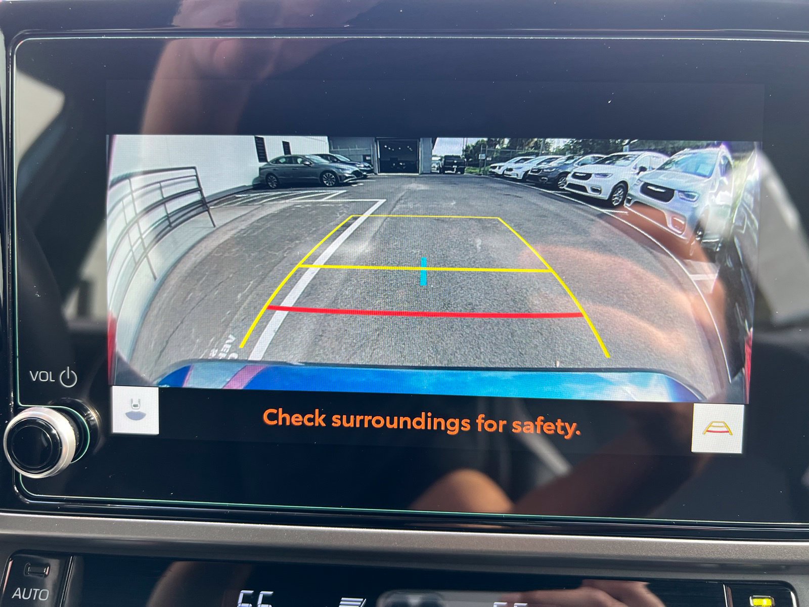 Used 2025 Toyota Camry SE FWD image 32
