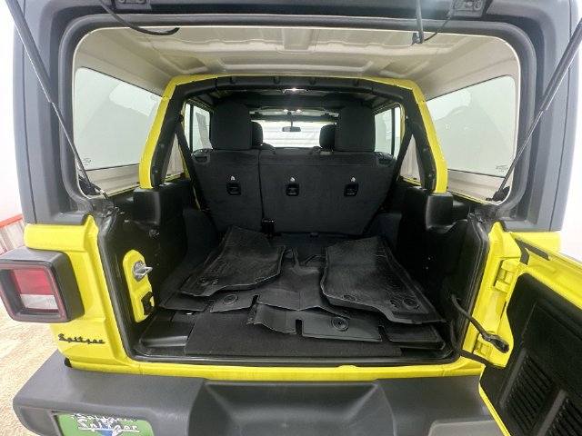 Used 2023 Jeep Wrangler Unlimited Sport AWD/4WD image 28