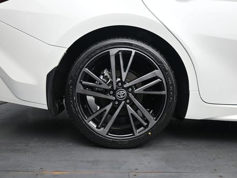 Used 2025 Toyota Camry XSE image 10