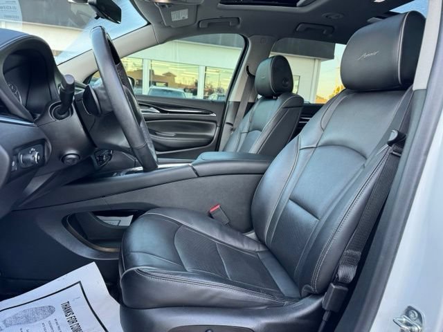 Used 2021 Buick Enclave Avenir w/ Avenir Technology Package AWD/4WD image 11