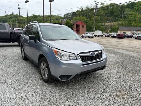 Used 2015 Subaru Forester 2.5i w/ Alloy Wheel Package AWD/4WD image 6