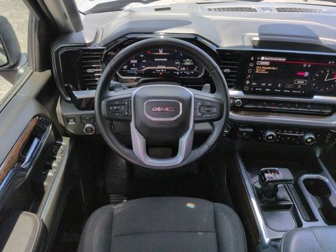 Used 2025 GMC Sierra 1500 Elevation AWD/4WD image 15