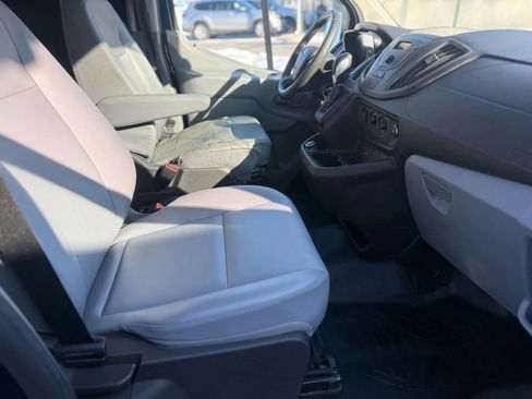 Used 2017 Ford Transit 250 Medium Roof w/Sliding Side Doo image 31