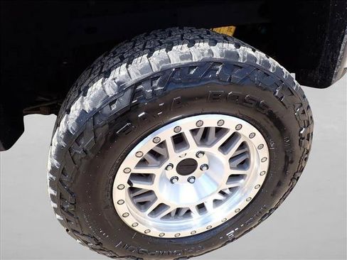Used 2017 Chevrolet Colorado ZR2 AWD/4WD image 7