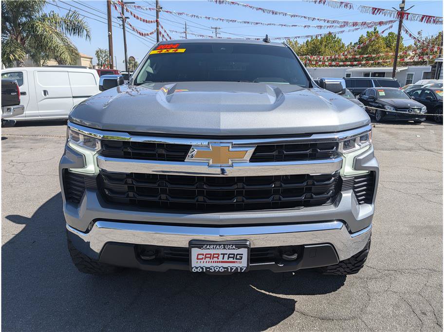 Used 2024 Chevrolet Silverado 1500 LT AWD/4WD image 18
