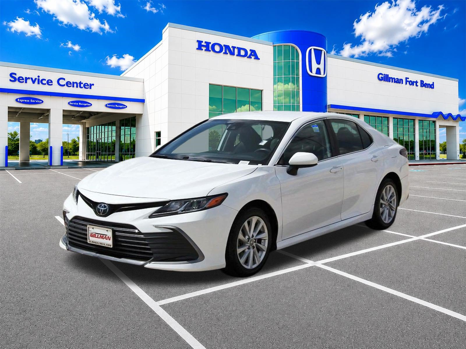 Used 2023 Toyota Camry LE FWD image 3