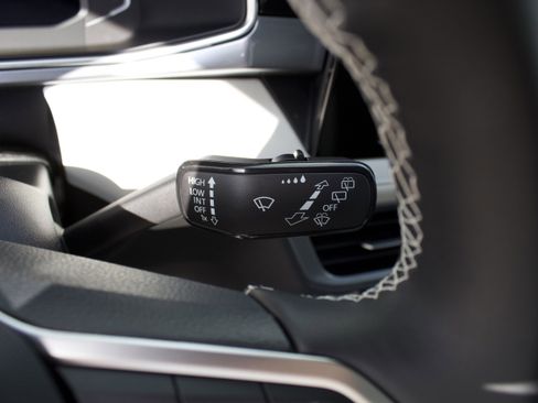 New 2026 Volkswagen Taos SEL AWD/4WD image 20