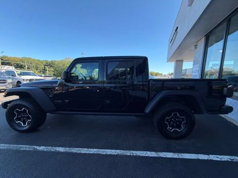 Used 2020 Jeep Gladiator Rubicon w/ Dual Top Group AWD/4WD image 8