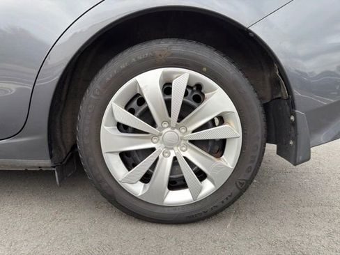 Used 2018 Subaru Impreza 2.0i AWD/4WD image 25