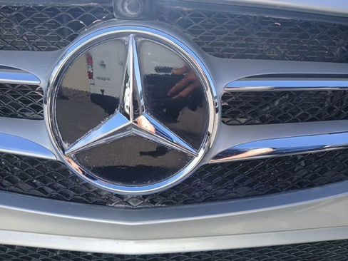 Used 2020 Mercedes-Benz C 300 Sedan image 2