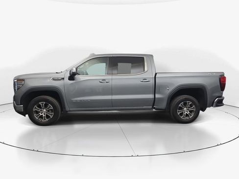 Used 2025 GMC Sierra 1500 SLT image 6