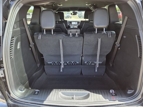 New 2026 Chrysler Pacifica Select FWD image 26
