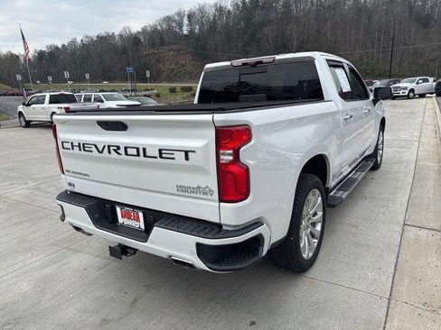 Used 2021 Chevrolet Silverado 1500 High Country w/ Technology Package image 7