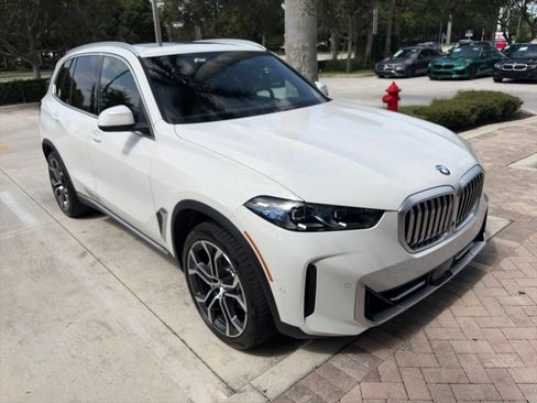 Used 2025 BMW X5 sDrive40i w/ Parking Assistance Package RWD image 4