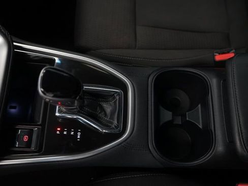 Used 2020 Subaru Outback Premium image 24