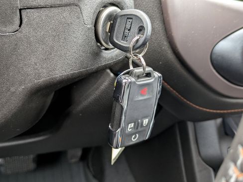 Used 2022 GMC Canyon AT4 w/ Trailering Package image 21