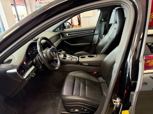 Used 2023 Porsche Panamera Platinum Edition RWD image 33